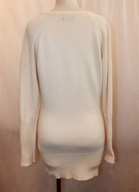 vintage chanel cashmere sweater